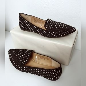 Studded Pointy Toe Flat Loafers Shoes Women's Size 6.5 Black Memory Foam